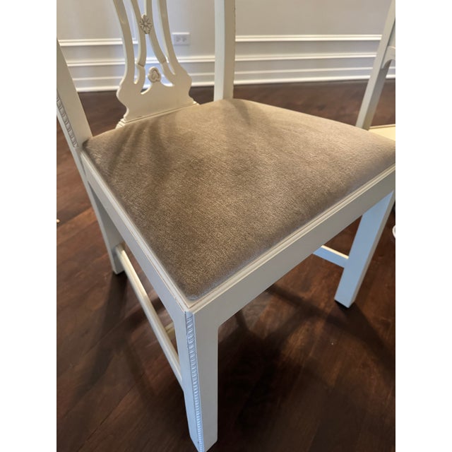 Hickory Chair Furniture Company Chippendale Dining Chairs With Coordinating Host Chairs by Hickory Chair Set of 8 Side Chairs, 2 Host Chairs. For Sale - Image 4 of 17