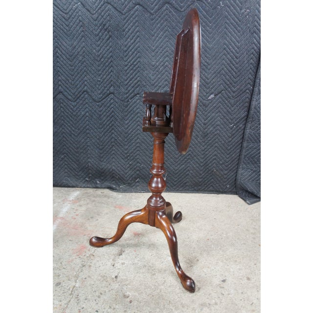 Antique Queen Anne Philadelphia Mahogany Tilt Top Birdcage Candlestand Tea Table For Sale - Image 11 of 12