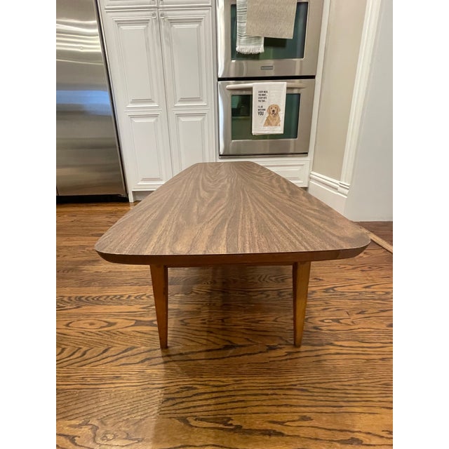 1960s Lane Mid-Century Modern Surfboard Coffee Table With Slat-Bottom Magazine Rack For Sale - Image 10 of 12