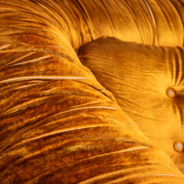 Late 20th Century Modern to Postmodern Low-Slung Loveseat & Chair Set Burnt Orange Velvet & Aluminum Detail For Sale - Image 12 of 18