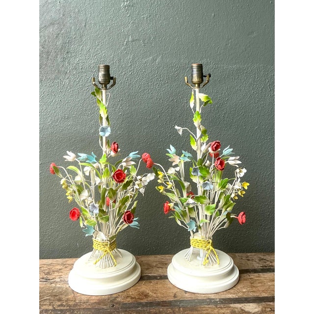 Vintage Floral Bouquet Tole Table Lamps - Pair For Sale - Image 17 of 18