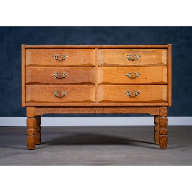 1970s Brutalist Oak Chest of Drawers by Henning Kjærnulf, 1970s For Sale - Image 5 of 8
