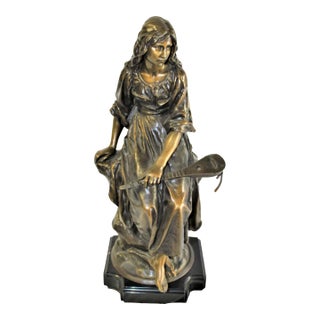 19 Th century Lady Bronze with mandolin Signed For Sale