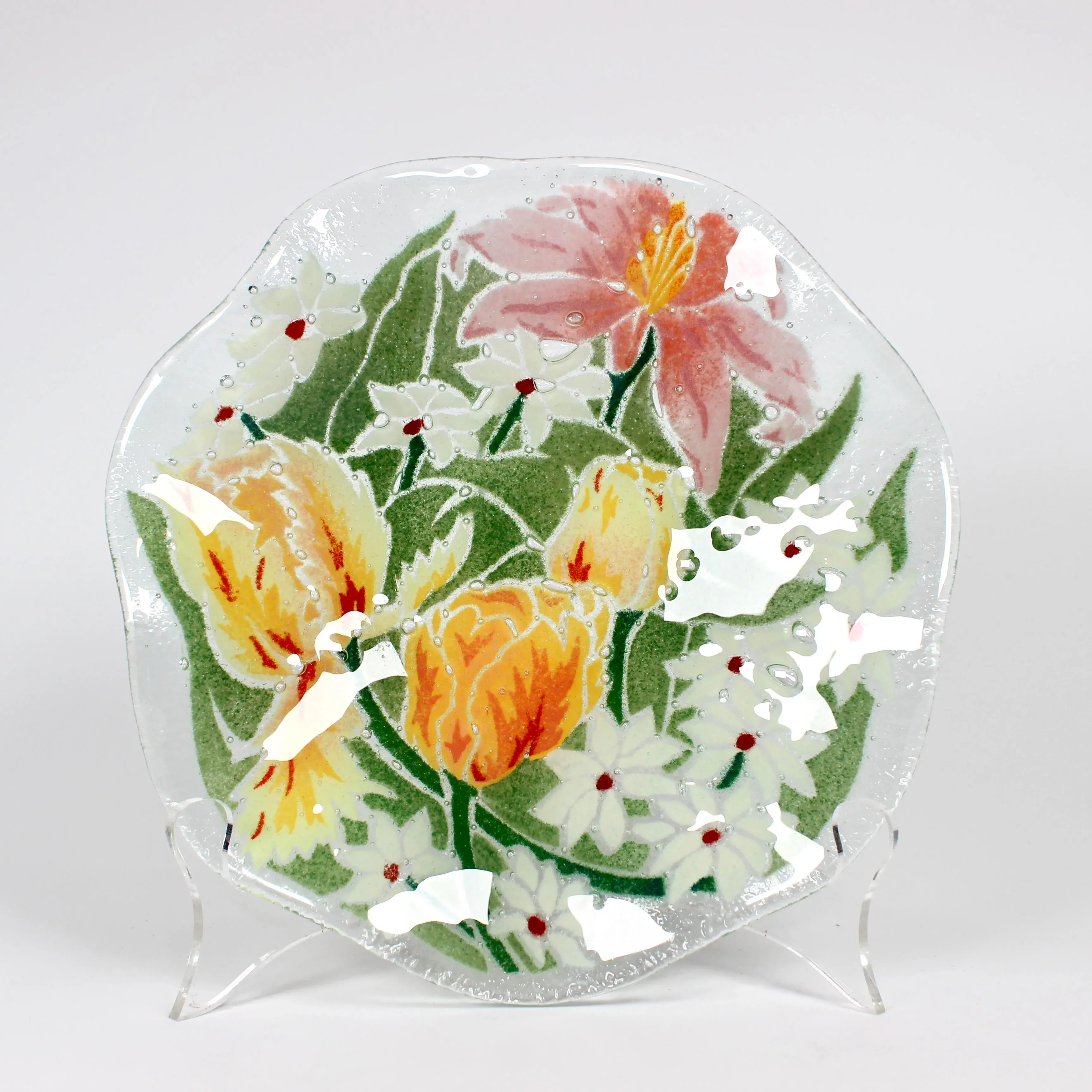 fused-art-glass-plate-with-