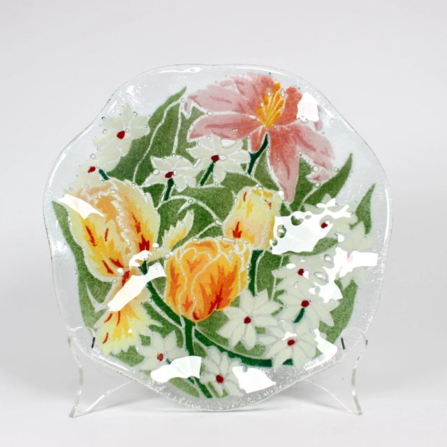 Green Fused Art Glass Plate With Yellow Tulips and White Daisies by Peggy Karr For Sale - Image 8 of 8