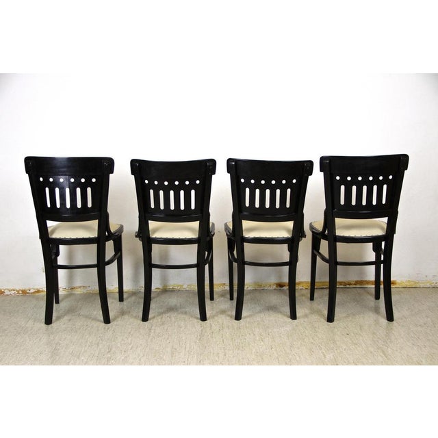 Bentwood Dining Table and Chairs by Otto Wagner for Thonet, Austria, 1910s, Set of 5 For Sale - Image 18 of 18