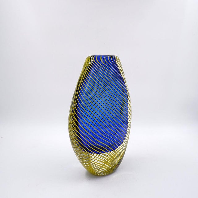 Blue Flattened Optical Twisted Vase with Yellow Twist For Sale - Image 6 of 13