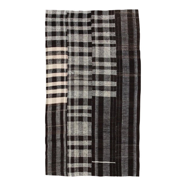 Galerie Shabab Collection Mid-20th Century Handmade Turkish Flatweave Kilim Long Room Size Carpet For Sale