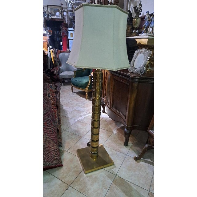 Metal Modern Table Lamp in Brass For Sale - Image 7 of 7