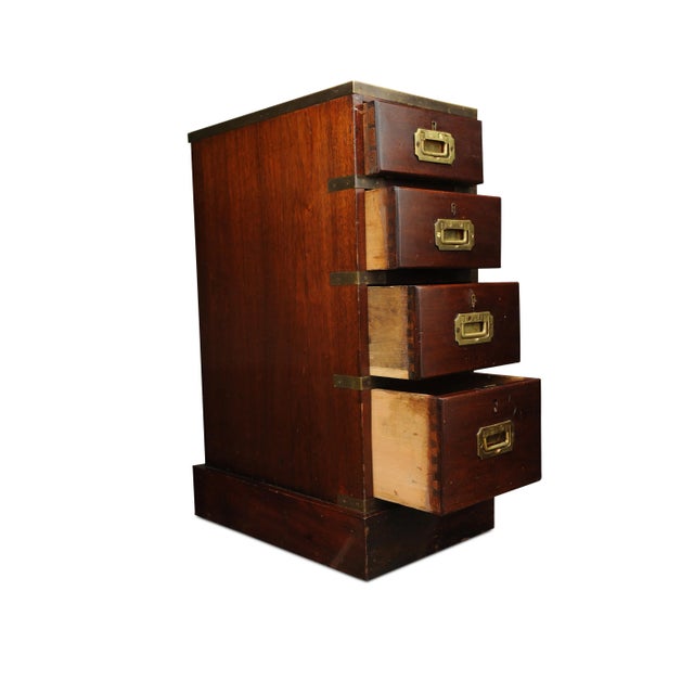 Brown George III Three Drawer Nightstands, 1850, Set of 2 For Sale - Image 8 of 9