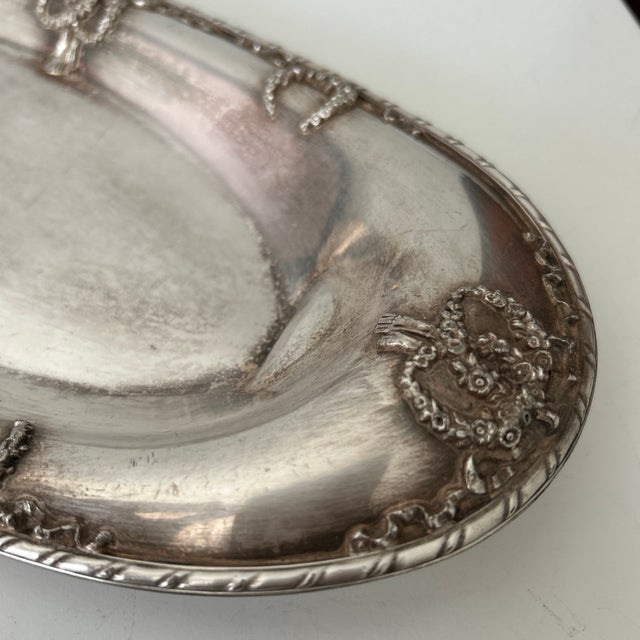 Antique Simpson, Hall, Miller & Co. Silver-Plated Oval Serving Platter For Sale In New York - Image 6 of 7