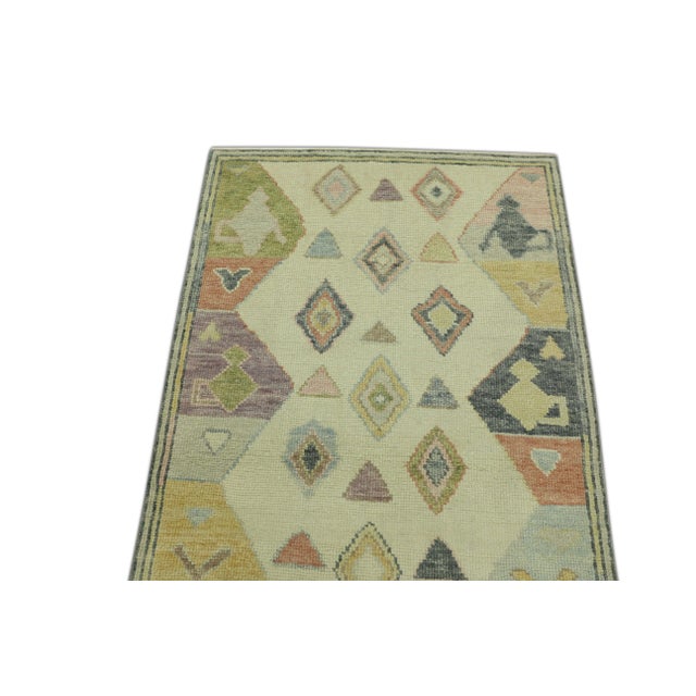 Modern Turkish Oushak Rug 2'10" x 4'10" For Sale - Image 4 of 6