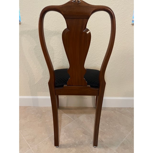 Late 19th Century Antique Hand Carved Queen Anne Walnut Chairs - Set of 4 For Sale - Image 5 of 18