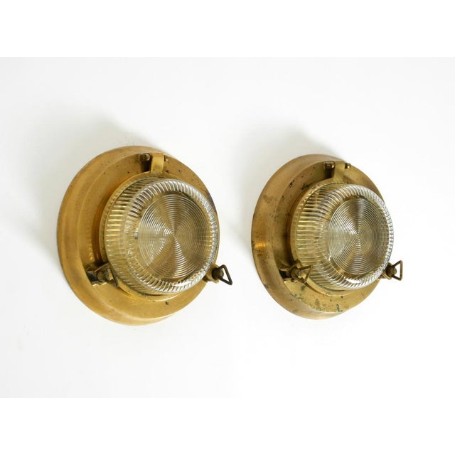 Mid-Century Modern Large Maritime Ship Wall Lamps in Brass and Glass, 1950s, Set of 2 For Sale - Image 3 of 18