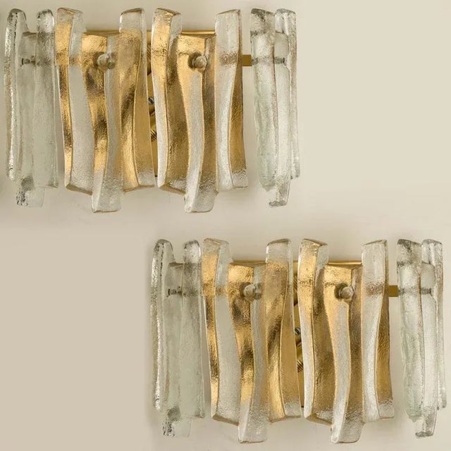 Kalmar Textured Ice Glass and Brass Wall Light attributed to Kalmar, 1970s For Sale - Image 4 of 13