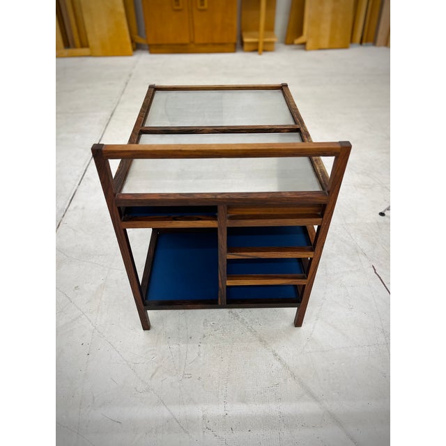 Bodil Kjaer 1960s Unmarked Bodil Kjær Danish Rosewood Service Cart For Sale - Image 4 of 5