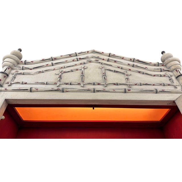 Vintage Chinese Chippendale Cage Front Curio Display Cabinet For Sale - Image 10 of 18