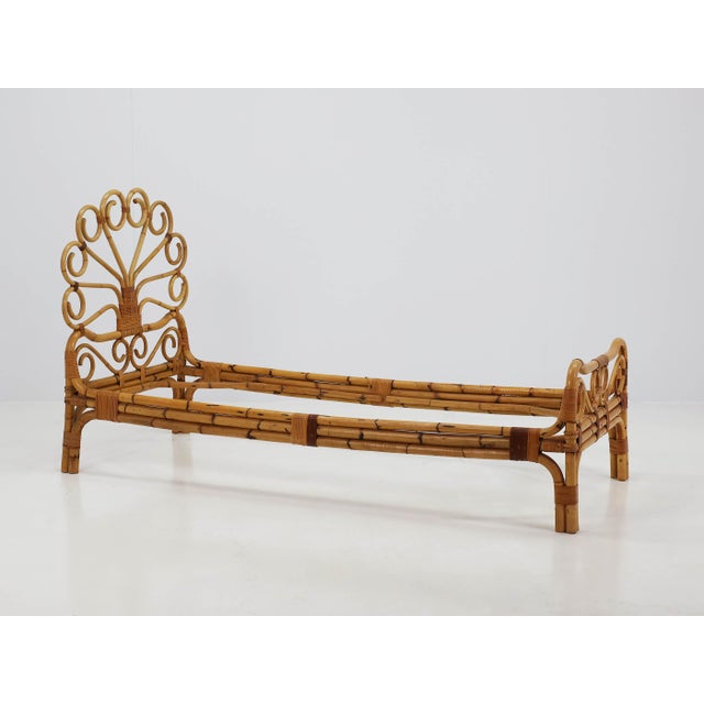Mid-Century Modern Peacock Daybeds in Rattan by Lio Carminati for Casa e Giardino, Italy, 1960, Set of 2 For Sale - Image 3 of 12