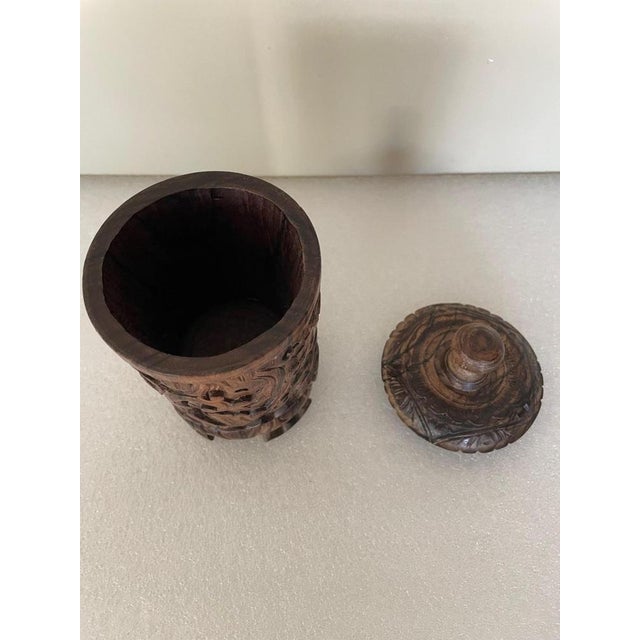 Carved Wooden Box, in Very Good conditions. Designed before 1890