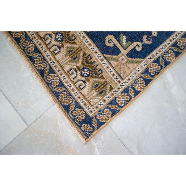 Rose 1970s Front of Kitchen Sink Rug, Hand Made Bath Mat Muted Colors Small Rug -1′8″ × 3′8″ For Sale - Image 8 of 13