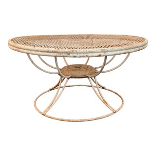 Mid-Century Modern Woodard Sculptura Style Swivel Outdoor Coffee Table For Sale