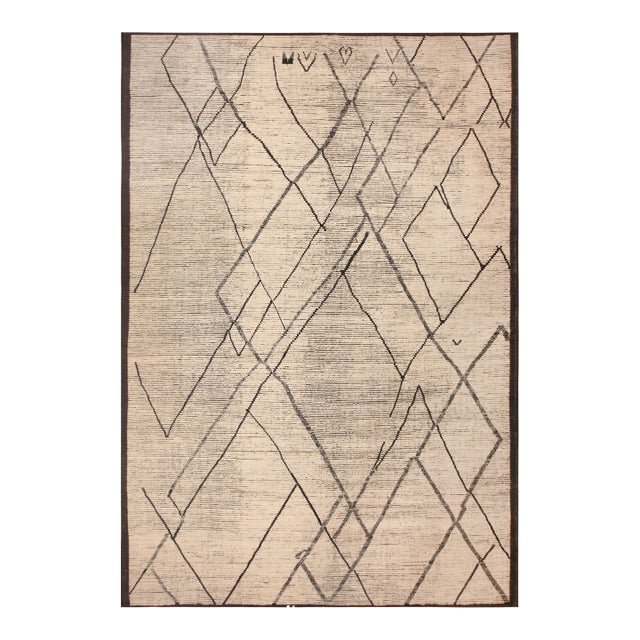 Nazmiyal Collection Large Modern Tribal Decorative Area Rug For Sale