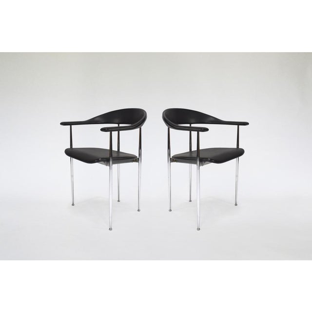 Excellent condition P40 armchairs, designed by Giancarlo Vegni for Fasem in Italy in 1980. The structure goes in chrome...