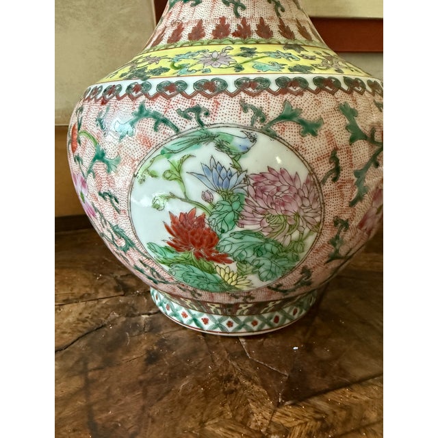 Chinese Famille Rose Porcelain Vase Circa 1940–1960 Hand Painted Floral Chinoiserie Qianlong Mark 14.5 Inch For Sale In Chicago - Image 6 of 12