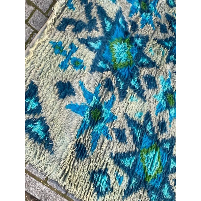 Mid-Century Scandinavian Modern Rug For Sale - Image 11 of 18