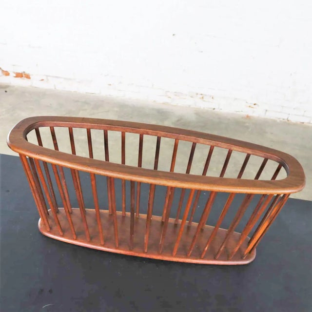Mid 20th Century MCM Magazine Rack Larger Walnut Oval Attributed to Arthur Umanoff for Washington Woodcraft For Sale - Image 5 of 13