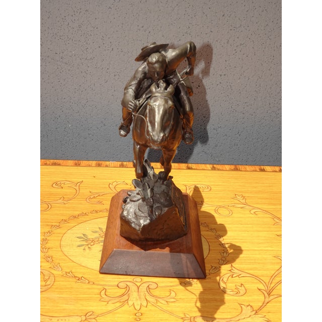 Lh21 Vintage Wells Fargo Bronze Statue "Lightning Line Rider Cowboy Gallop Horse For Sale - Image 4 of 12