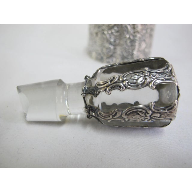 Antique Mauser Sterling Silver Repousse Cherub Overlay Etched Crystal Decanter For Sale - Image 9 of 13