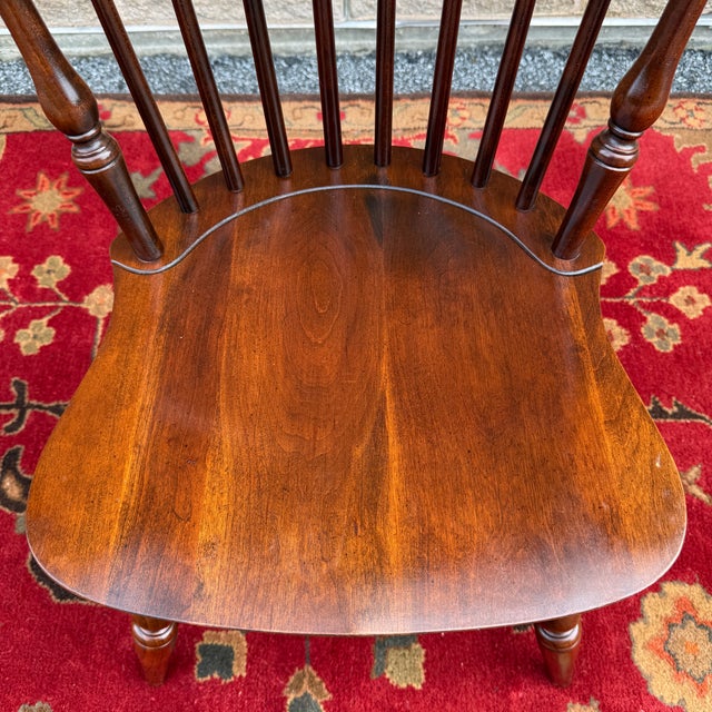 Nichols & Stone Vintage Nichols & Stone American Traditional Solid Cherry Comb Back Windsor Dining Chair / Desk Chair For Sale - Image 4 of 15