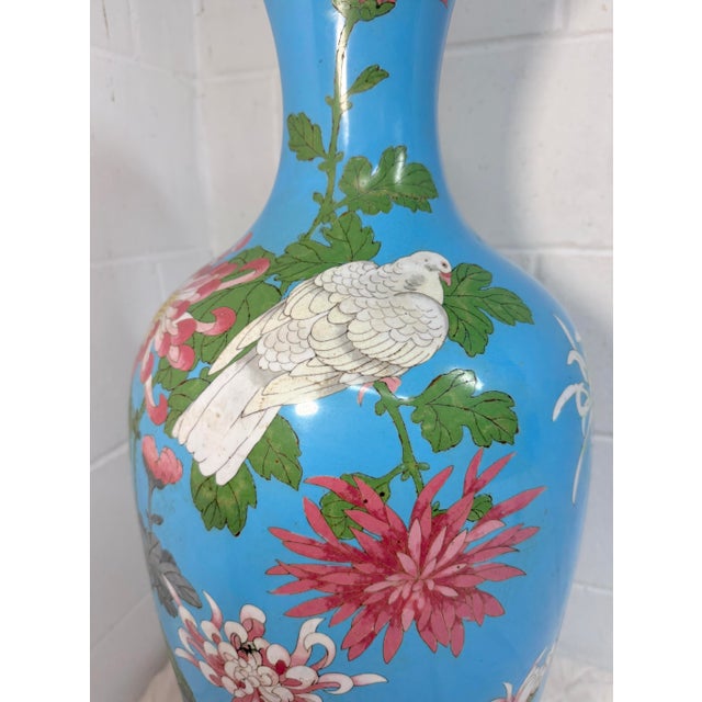 Huge Antique 19th Century Japanese Meiji Cloisonne Enamel Baby Blue Palace Vase For Sale In New York - Image 6 of 17