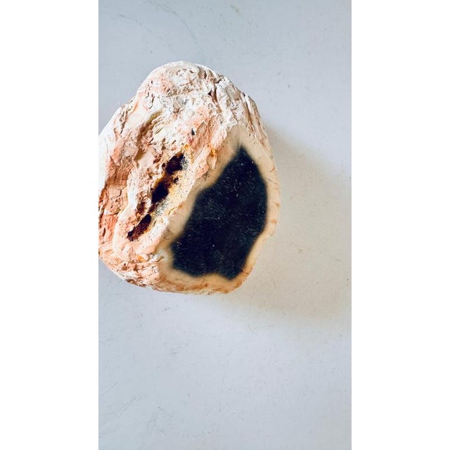 Italian Freeform Onyx Ashtray in Polished Stone with Dark Brown White Pink, 1960s For Sale - Image 9 of 12