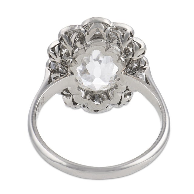 1910s 1910s French Belle Époque Gia 2.01 Carat Old Mine Cut Diamond Platinum Cluster Ring, Size 5.5 For Sale - Image 5 of 5