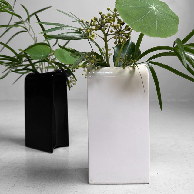 Black Vintage Japanese Ikebana Vases, 1970s, Set of 2 For Sale - Image 8 of 11