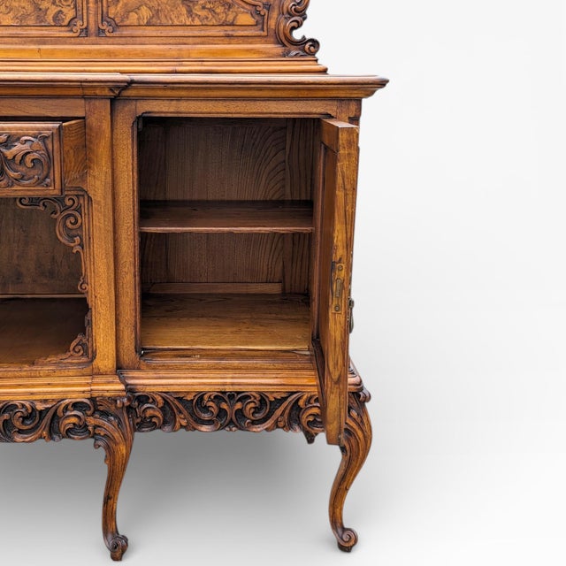 1940s Continental Carved Walnut Sideboard Cabinet With Sculptural Apron For Sale - Image 9 of 18