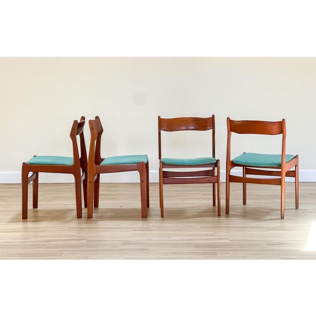 Mid-Century Modern Danish Chairs in Teak from Hans Olsen, Denmark, 1960s, Set of 4 For Sale - Image 3 of 18