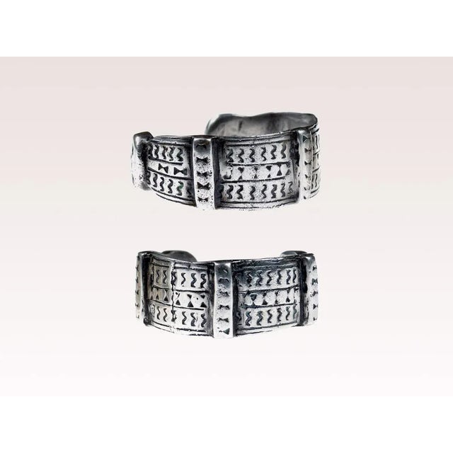 Tribal Mid 20th Century Tribal Silver Tuareg Bracelet For Sale - Image 3 of 10