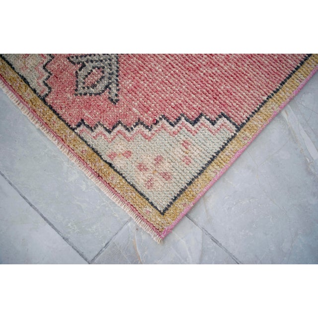 1970s Vintage Hand Knotted Small Rug Enrtway Mat, Kitchen Bathroom Decor 2x3 Ft Approx For Sale - Image 14 of 14