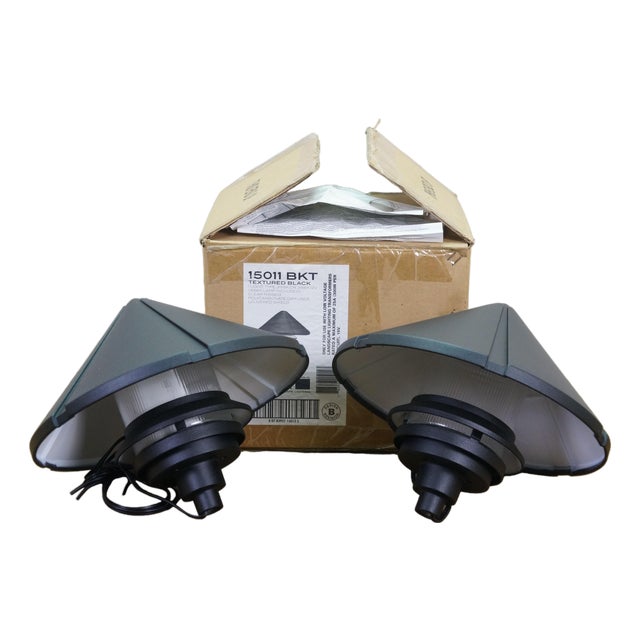 Kichler Textured Black Outdoor Landscape Six Groove Post Light Heads 15011 - a Pair For Sale