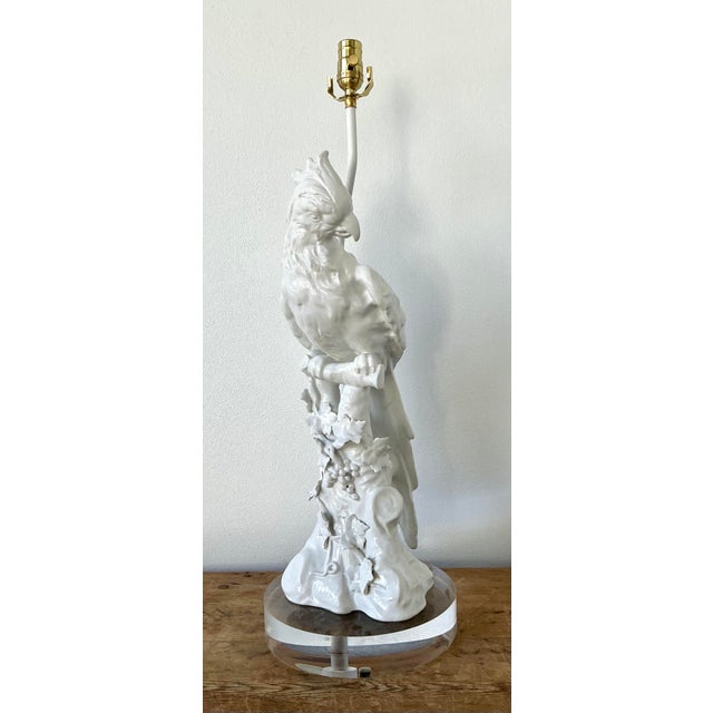 White Vintage Regency Glazed Ceramic Ceramic Cockatoo Lamp For Sale - Image 8 of 8