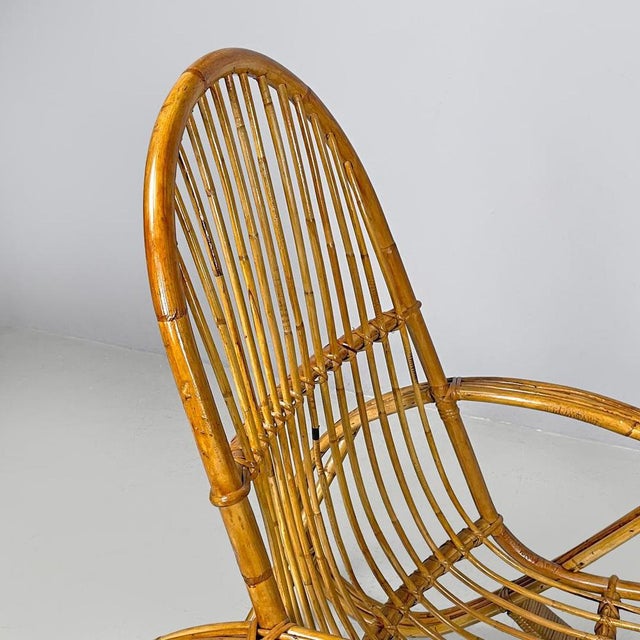 Brown Modern Italian Armchair in Rattan with Rounded Armrests and Structure, 1970s For Sale - Image 8 of 18