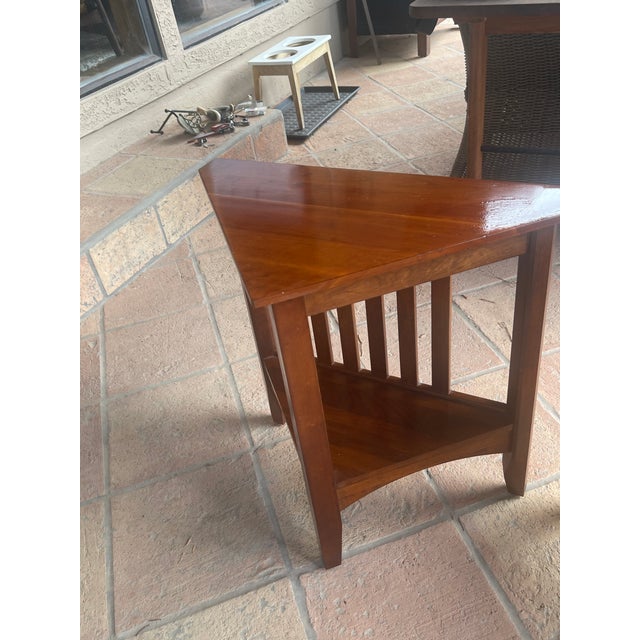 Contemporary Mission Style Solid Cherry Ethan Allen American Impressions Corner Tables – Pair For Sale - Image 3 of 8