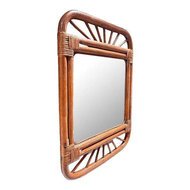 1950s Restored Single-Strand Rounded Rattan Wall Mirror With Stick Reed Rattan For Sale