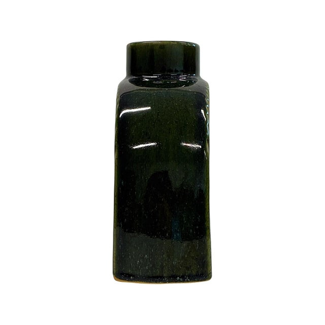 2020s Conway Arch Vase - Small For Sale - Image 5 of 11