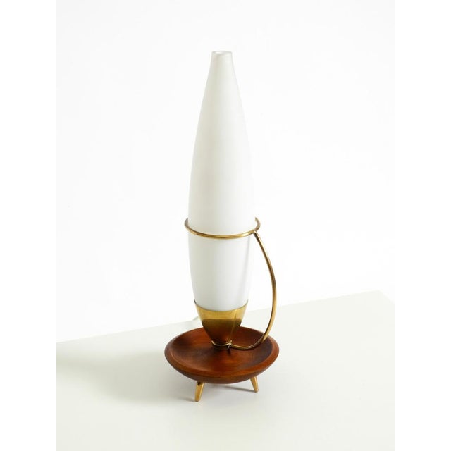 1950s Large Mid-Century Modern Table Lamp in Brass and Teak with Frosted Glass Shade, 1950s For Sale - Image 5 of 18