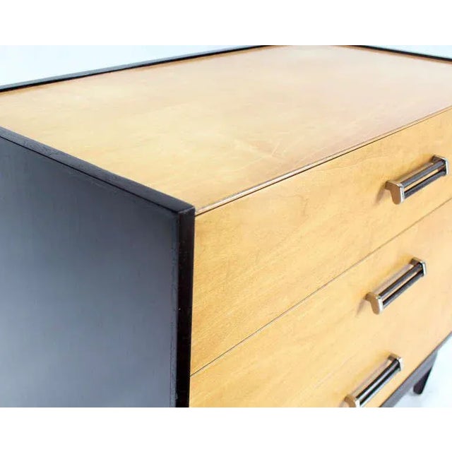 Mid-Century Modern Bachelor Chest Dresser For Sale - Image 4 of 9