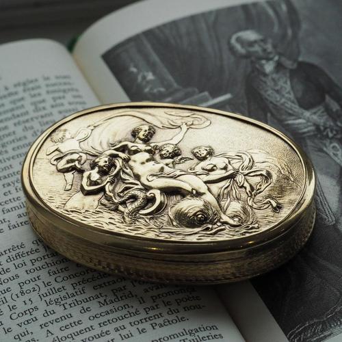 Antique Georgian Silver Gilt Snuff Box with Scene of Venus, London, 1810s For Sale - Image 10 of 18